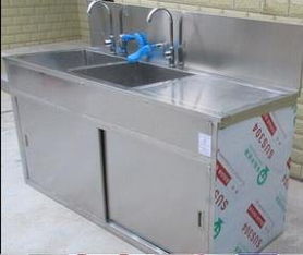 高港区盛华科教 专业供应医用304不锈钢脚踏洗手池及配套储存柜、消毒柜
